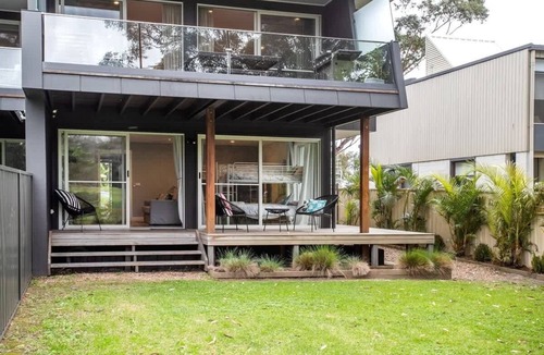 Mollymook Beach Apartment | Pandanas Apartments 15A