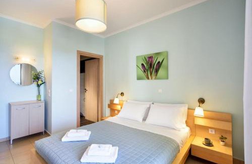 Maleme Apartment | PanDora maisonette with beautiful gardens and pool