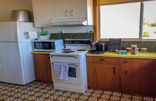 Lake Wangary House | Panorama Holiday Home on the Esplanade with big sunsets views are rare.