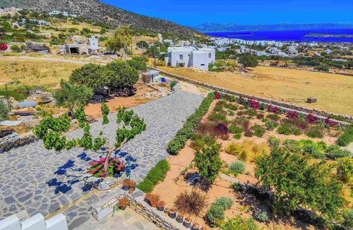 Paros House | Panoramic Sea View Family Retreat in Paros, 8 Guests, near Golden Beach.