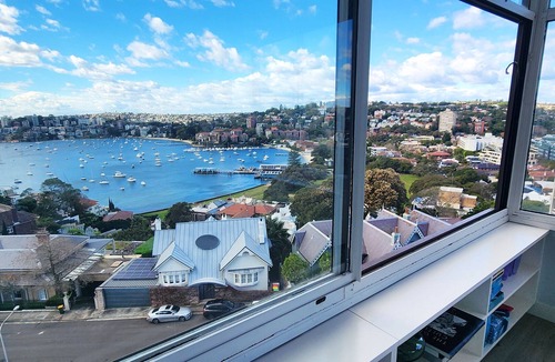 Double Bay Apartment | Panoramic Wraparound Harbour & City Views - 2 Bed, 2 Bath, Parking & Pool