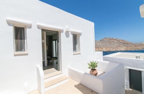 Panormos Apartment | PANORMOS ART Beachfront Suites
