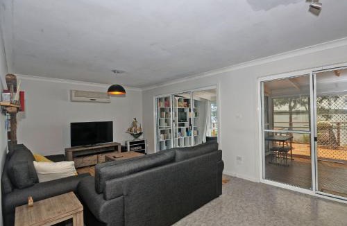 North Arm Cove House | Paradise 54 Eastslopes Way