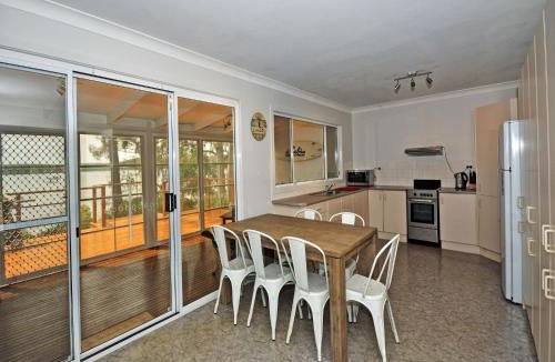 North Arm Cove House | Paradise 54 Eastslopes Way