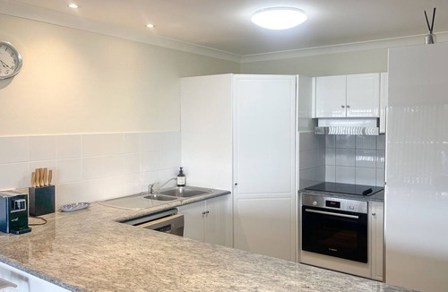 Nelson Bay Apartment | Paradiso, 3,4 Laman Street - Comfortable unit with water views, aircon, solar heated pool and in the heart of town