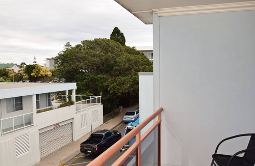 South West Rocks Apartment | Paragon Apartment 8 - walk to the beach