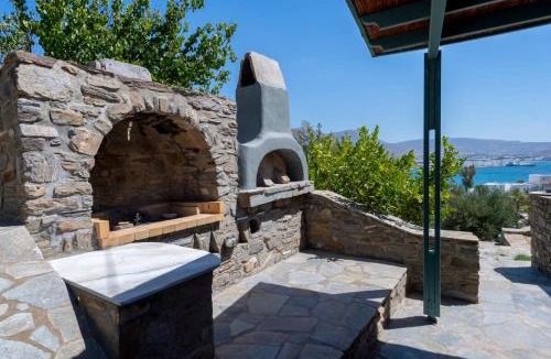 Krotiri Villa | Parikia Cove Mansion