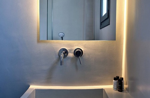 Parikia Hotel | PAROS FIVE SENSES