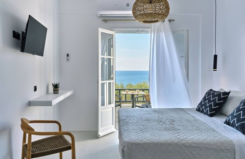 Parikia Hotel | PAROS FIVE SENSES