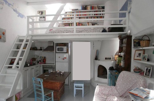 Parikia Apartment | Paros Parikia, Pantarei* Apartments: splendid apartment 3 May 2005