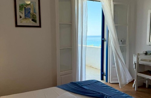 Chrissi Akti Hotel | Paros Philoxenia