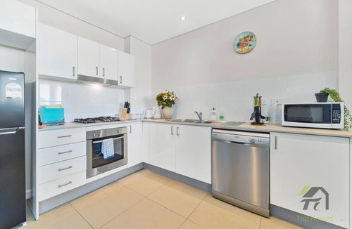 Parramatta Apartment | Parramatta 5-person apartment