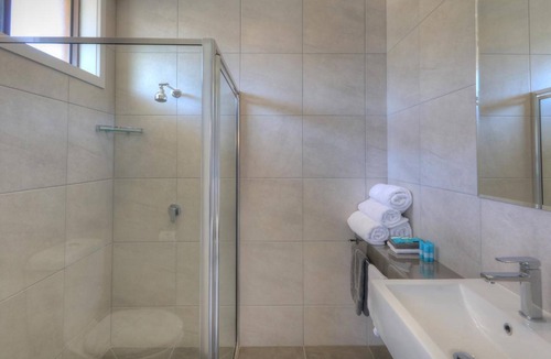 Swan Hill Hotel | Paruna Motel