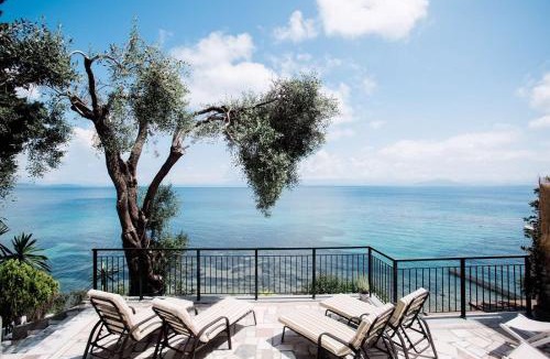 Agia Pelagia Chlomou House | Paul Seafront House