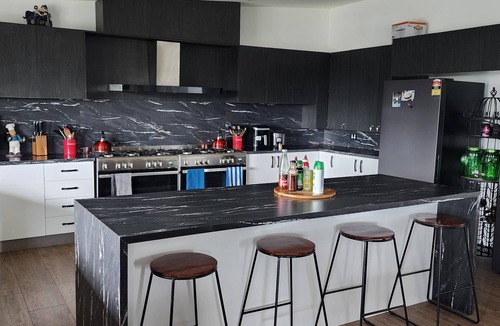 Drake House | Peace and tranquility hidden on the eastern edge of the New England NSW.nnn