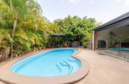Shailer Park Apartment | Peace & quiet on the Kimberly Plateau.