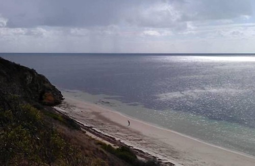 Dalrymple House | Peaceful family friendly accommodation close to the beach and jetty