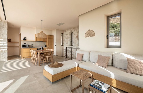 Limeniskos Villa | Peaceful Melissa Villas,2 pools, 5 BR, BBQ
