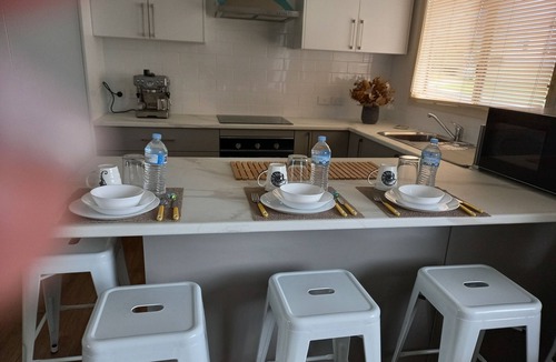 Pioneer Bay House | Peaceful Retreat Bass Coast. Neat & clean space to chill .