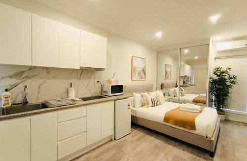 Kingsgrove House | Peaceful Studio Hidden in Kingsgrove