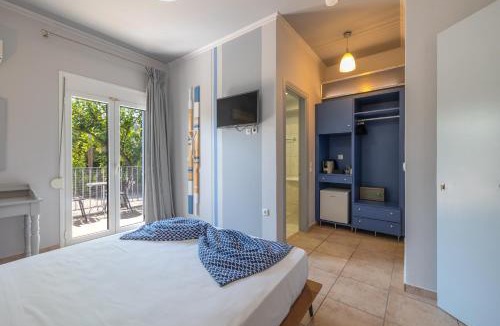 Skala Hotel | Pelagos Apartments