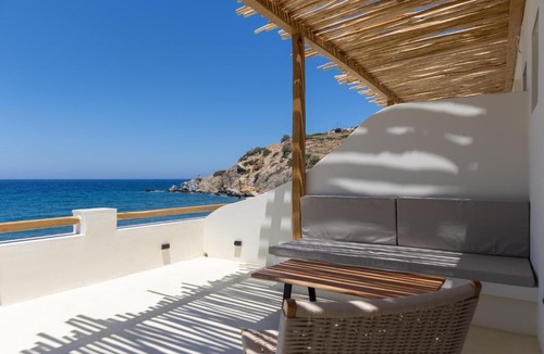 Taxiarchis Hotel | Pelagos Seaside Retreat Naxos
