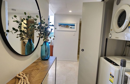 Paddington Apartment | Penthouse Apartment With Massive Private Terrace + Parking + 2 Pools + Views