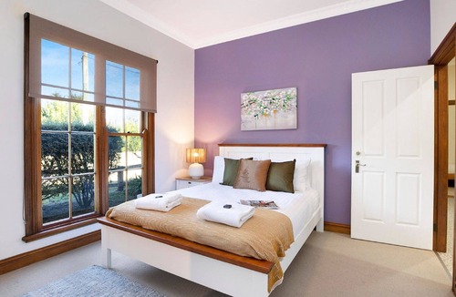 Balaclava House | Peppertree Lodge –Ultimate family retreat with a swim spa