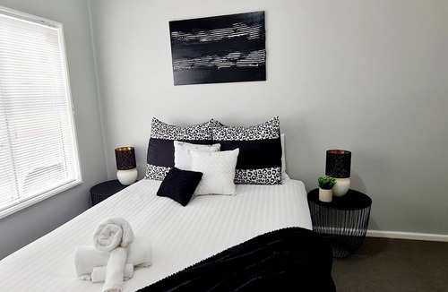 Oberon House | Perfect escape check in Friday 1pm checkout Sunday 6pm