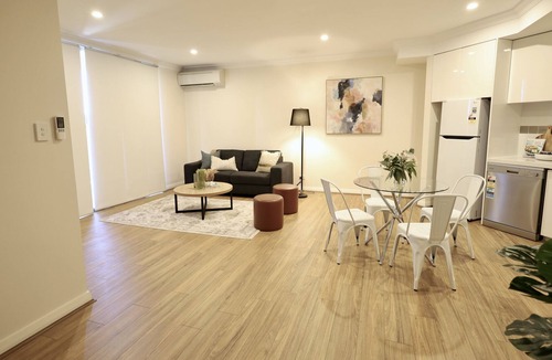 Midland Apartment | Perfect Midland Penthouse - sleeps 4