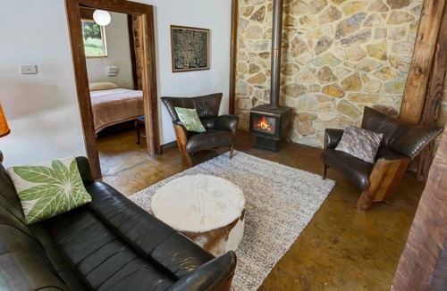 Bruthen House | Perfect property for those looking for a tranquil and unique retreat