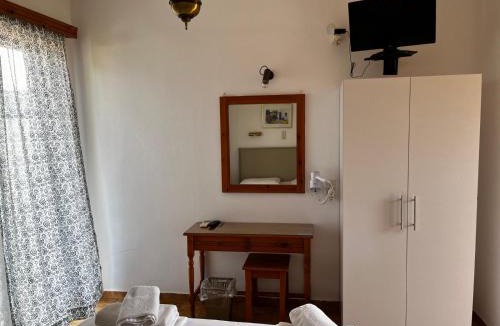 Agia Marina Apartment | Pericles Studios