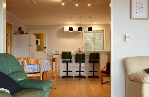 Second Valley House | Periwinkles - two kitchens, two bathrooms, family and pet friendly!