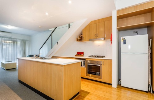 Ascot Apartment | Perth Ascot Central Apartment Hotel