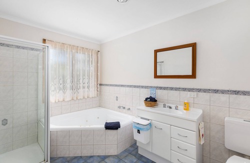 Worrolong Bed & Breakfast | PET FRIENDLY COTTAGES - COLLIE COTTAGE- 4 STAR SELF CONTAINED COTTAGES