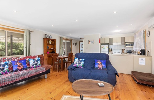 Worrolong Bed & Breakfast | PET FRIENDLY COTTAGES - COLLIE COTTAGE- 4 STAR SELF CONTAINED COTTAGES