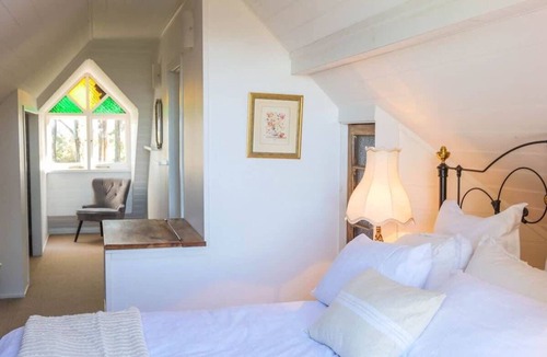 Morton Hostel | Petana Farm Stay Summ