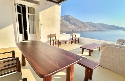 Tholaria Apartment | Petradi Studios & Villa