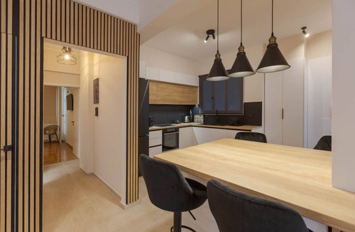 Mousio Apartment | Phaedrus Living: Athens Metsovou Residence