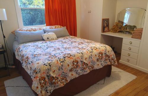 Scone House | Philomena's 60s cottage in Scone