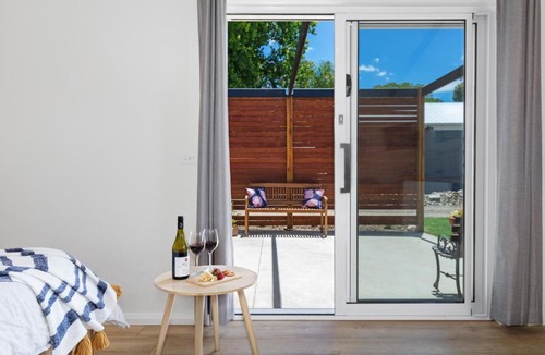 Whitfield House | Piccolo B&B - The perfect getaway