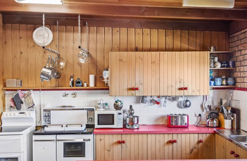 Old Adaminaby House | Pindari on Lake Eucumbene