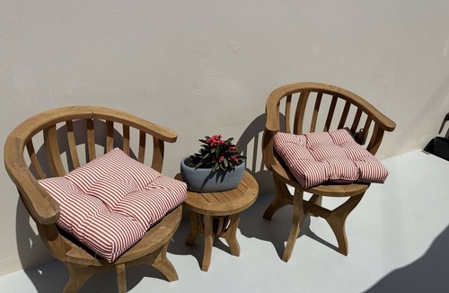 Finikia Apartment | Pink Freud Studio - no swimming pool