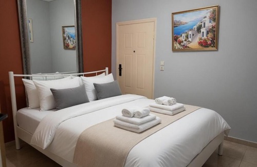 Nikaia-Agios Ioannis Rentis Apartment | Piraeus Royal Studio No 2