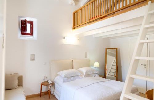 Limeni Hotel | Pirgos Mavromichali
