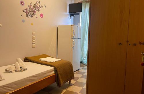 Kamena Vourla House | Pislis Rooms