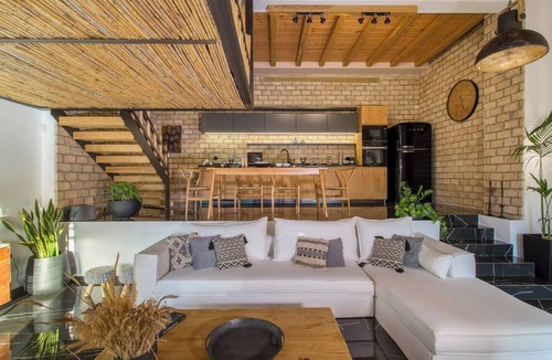 Piso Livadi Villa | Piso Livadi | 4BR Villa w/Pool & Gym | Casa Olea
