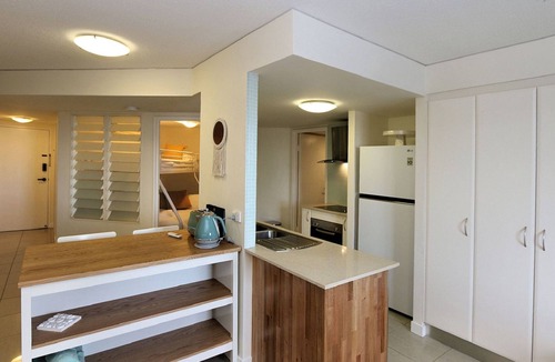 Bargara Apartment | Platinum Apartments - Unit 2
