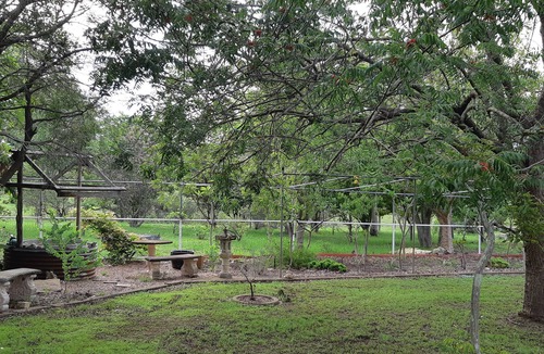 Sawyers Gully House | Plumstead Guesthouse – entire house in Lovedale wine country