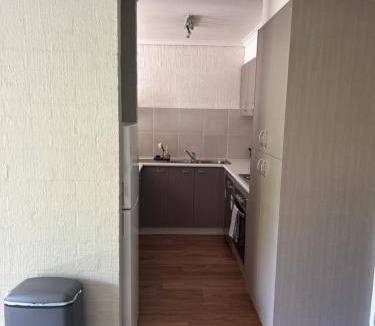 Kingston Apartment | Plush 2 bedroom apartment Kingston